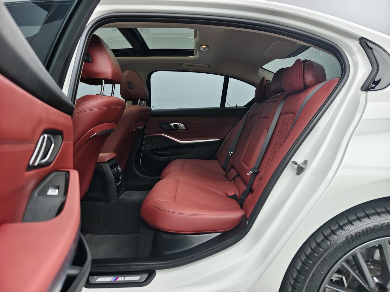 BMW 325Li 2023