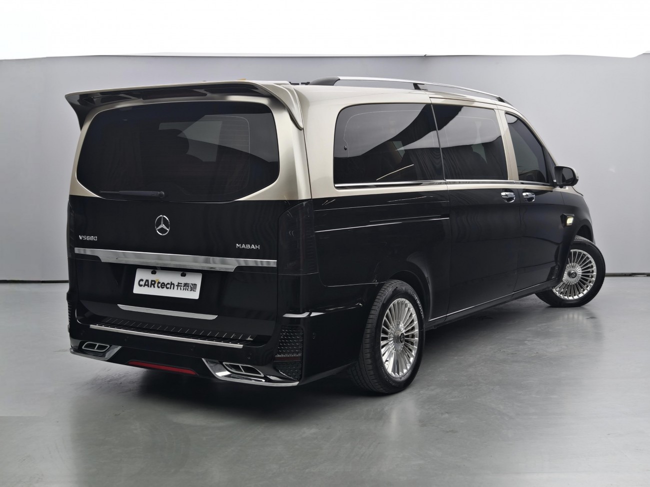 Mercedes-Benz 2023 2024