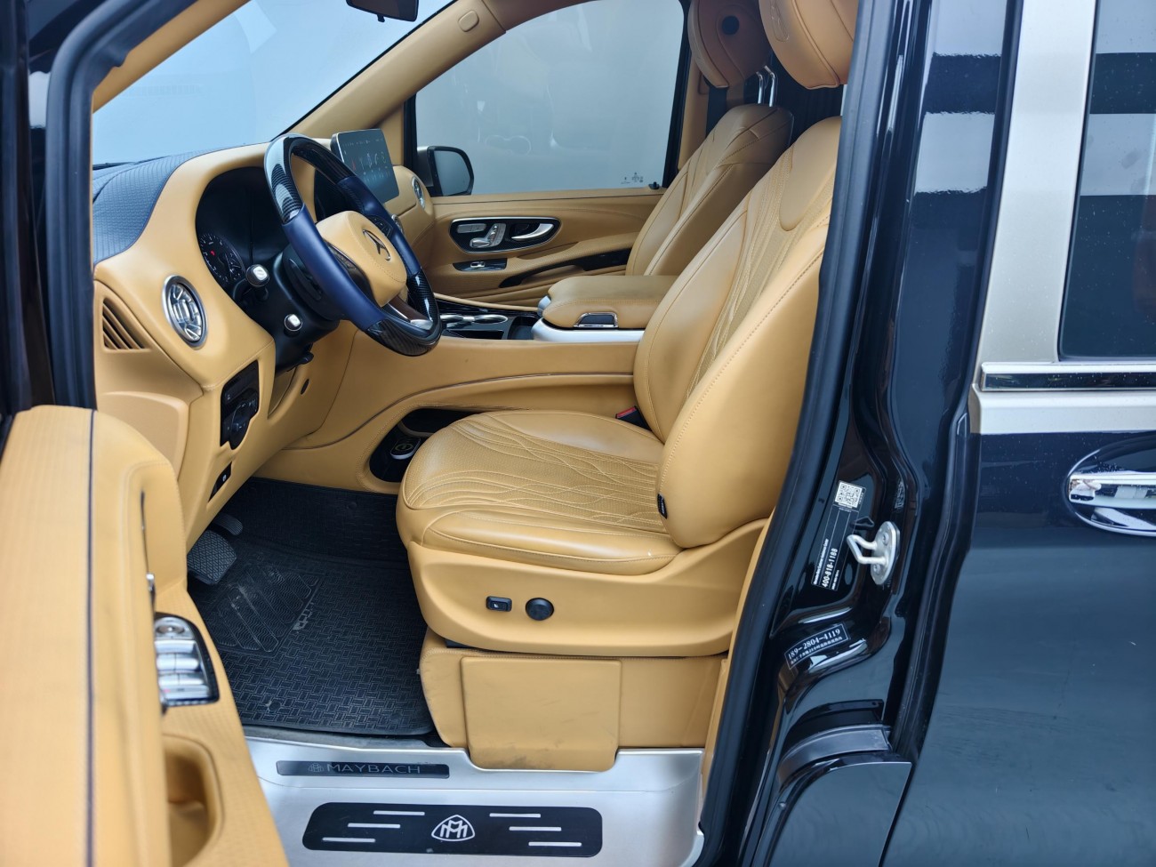 Mercedes-Benz 2023 2024
