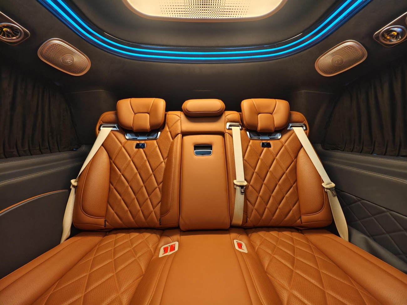 Mercedes-Benz 2023 2024