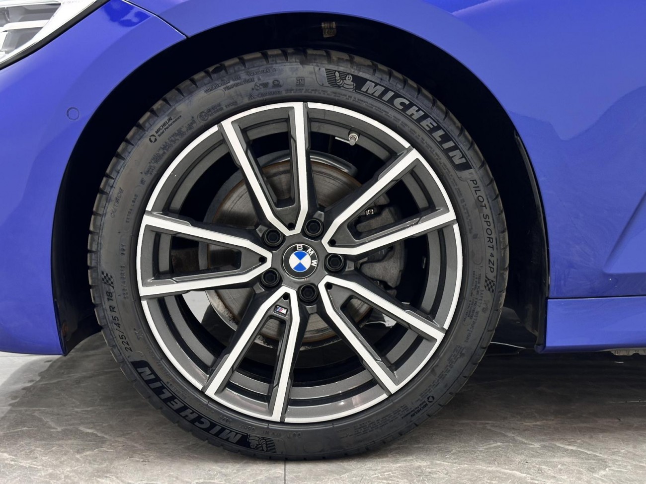BMW 325i 2020