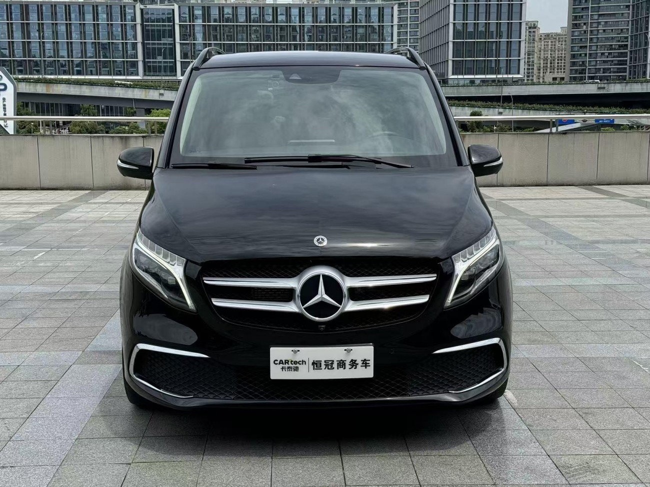 Mercedes-Benz V 2022
