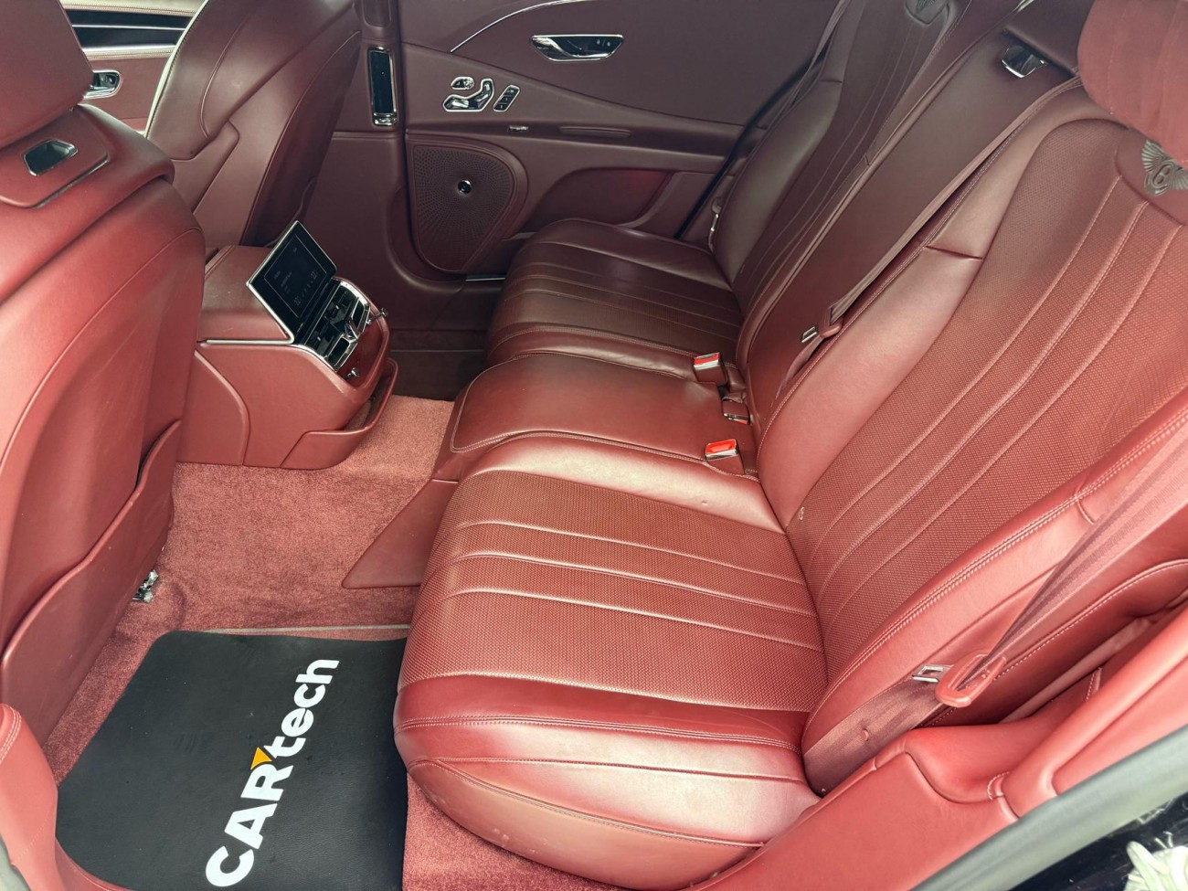 Bentley 2021 2021