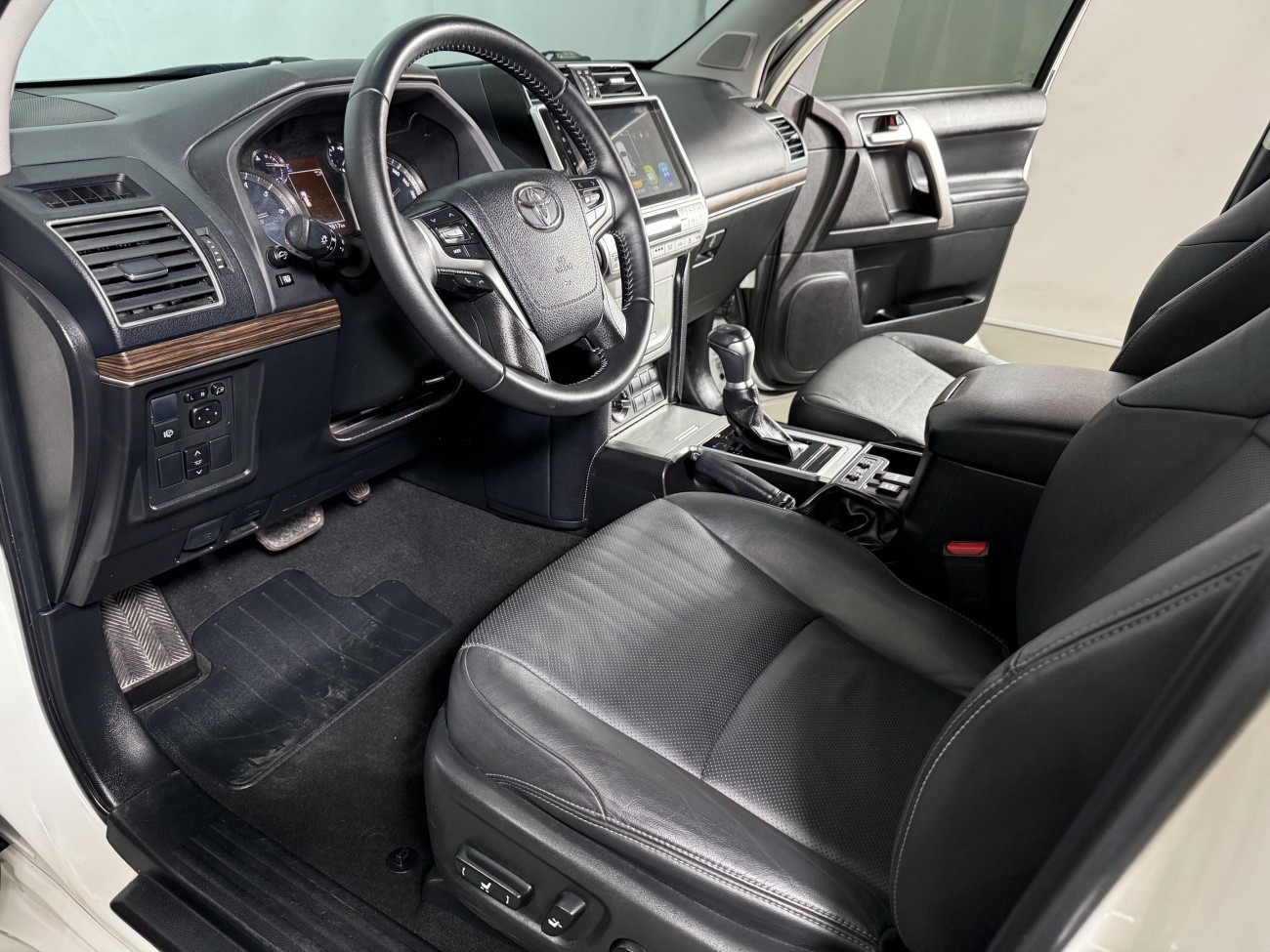 Toyota Prado 2019