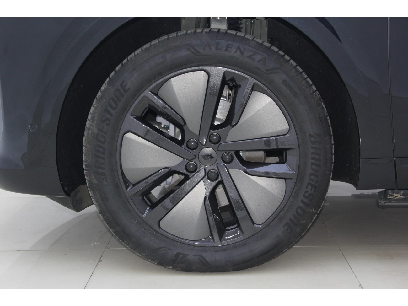 Li Auto L6 2024