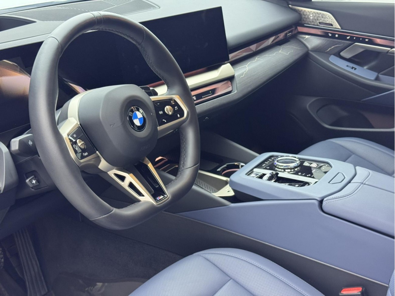 BMW 530Li 2024