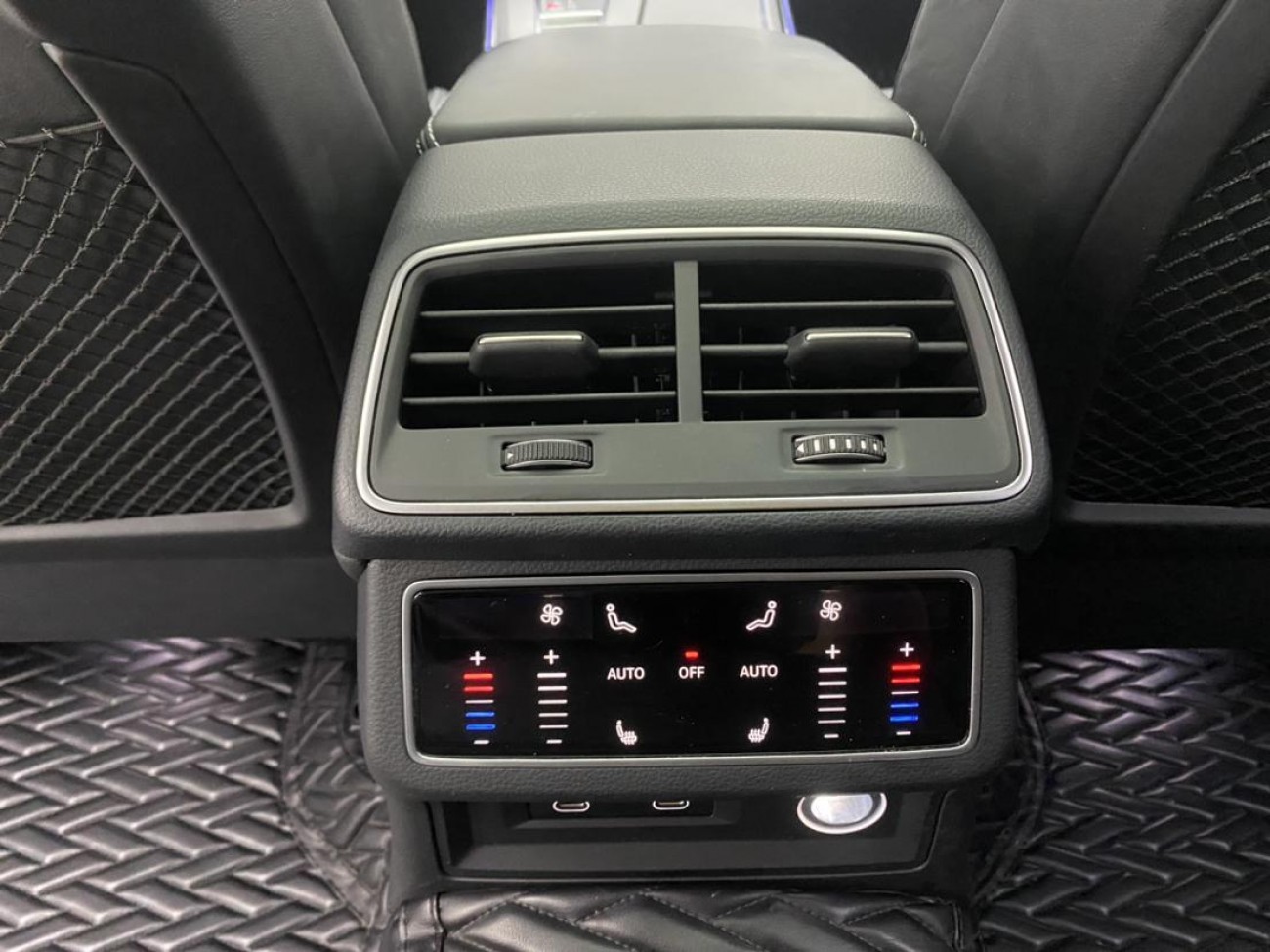 Audi A7L 45 TFSI 2023