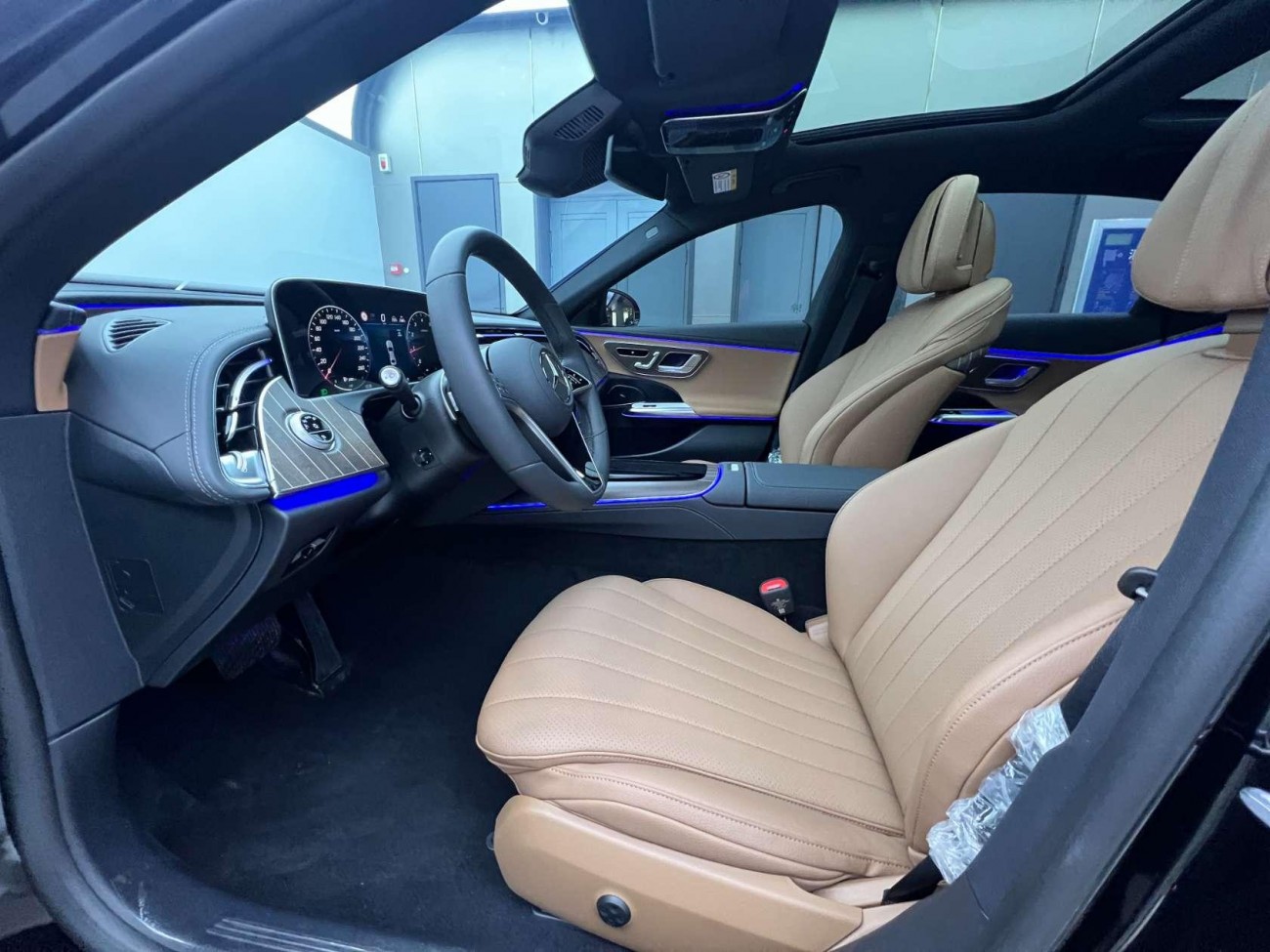 Mercedes-Benz E 300 L 2025