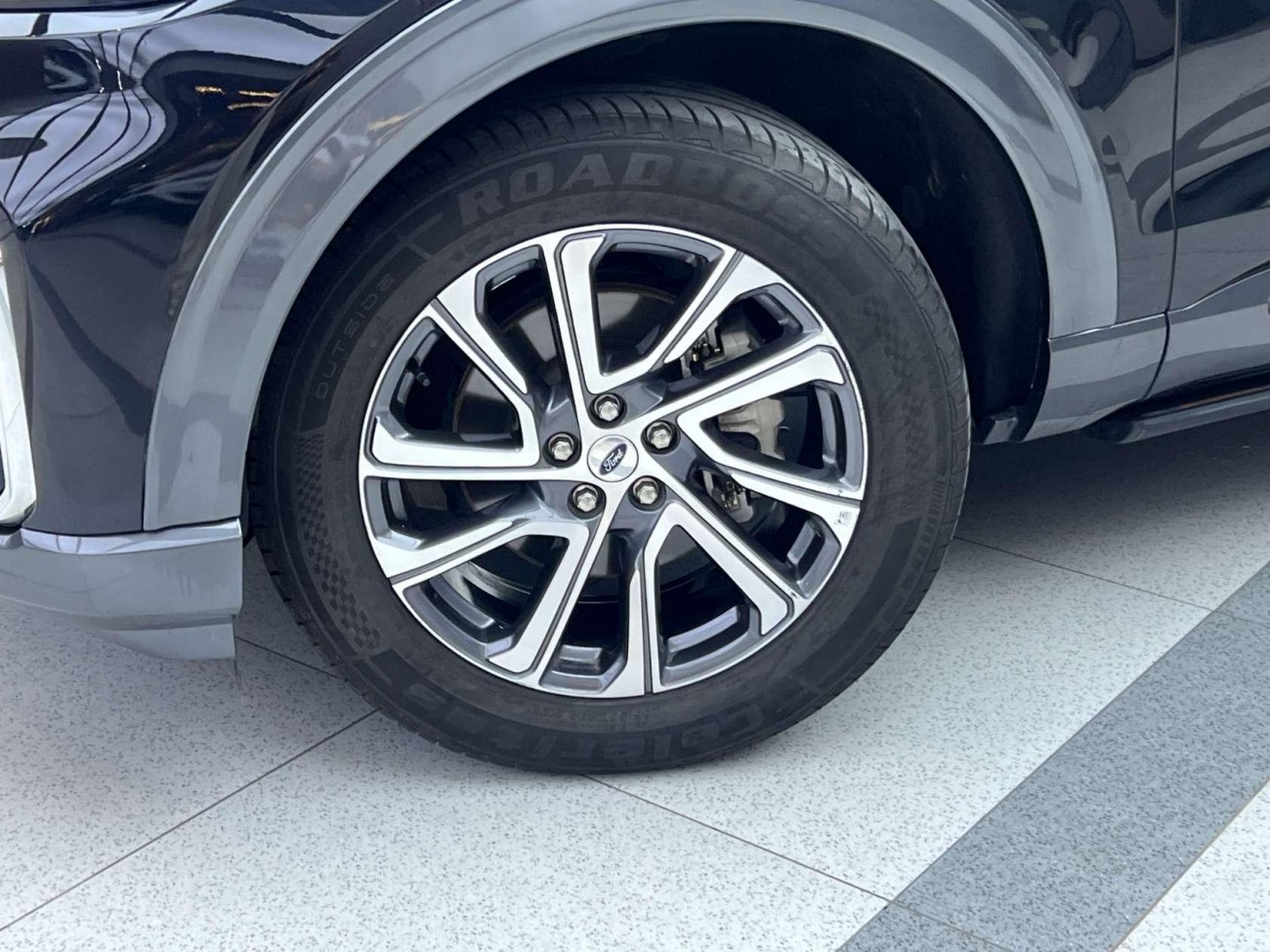 Ford Explorer 2024