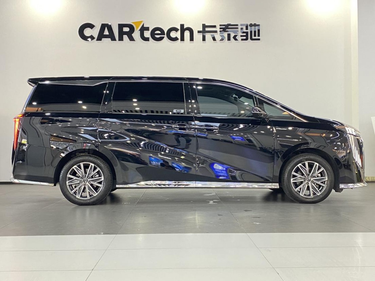 Trumpchi M8 2025