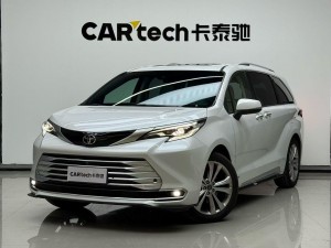 Toyota Sienna 2024