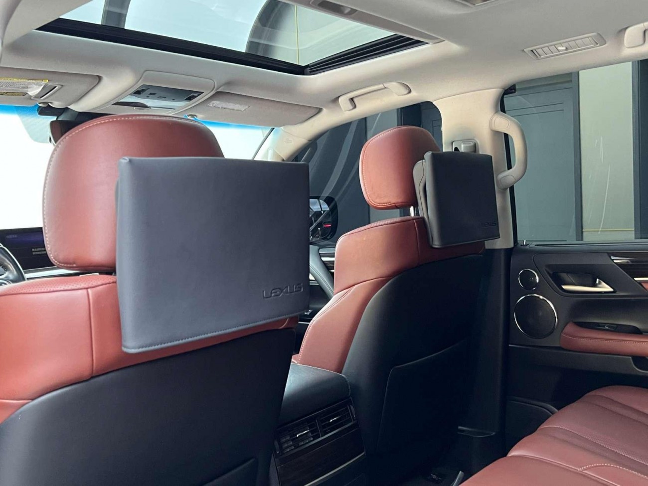Lexus LX 570 2025