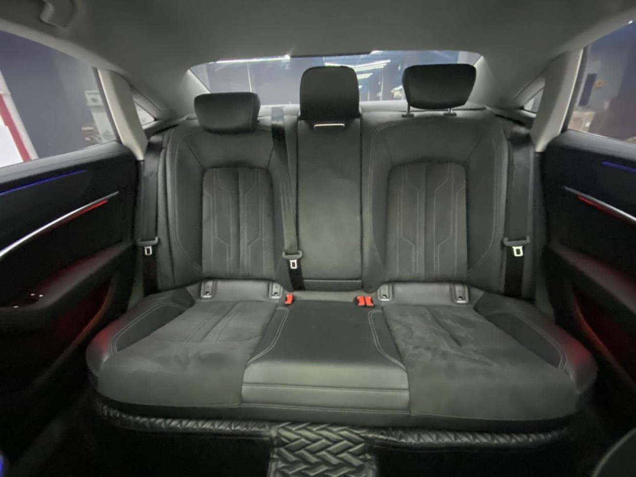 Audi A7L 45 TFSI 2023