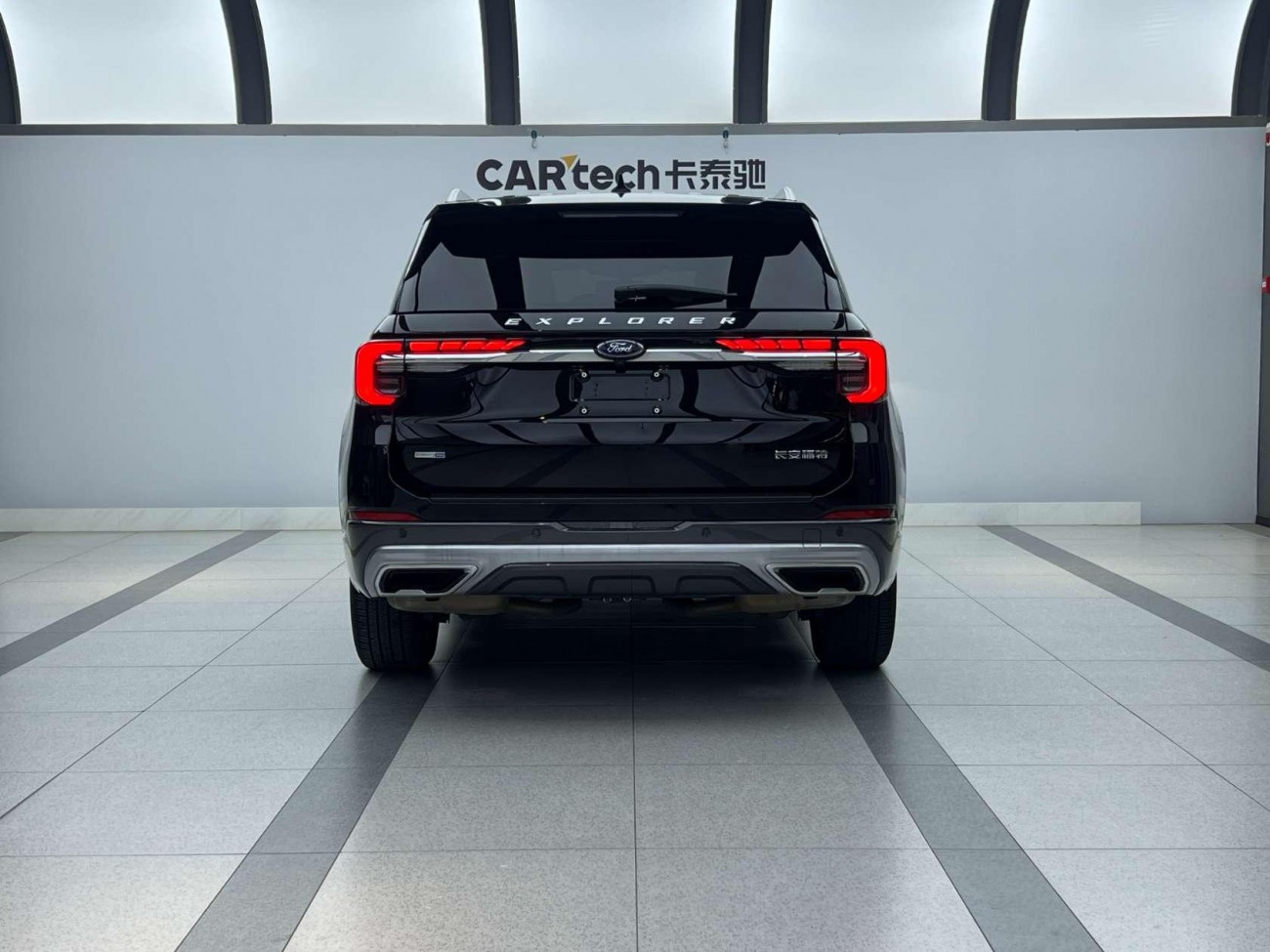 Ford Explorer 2024