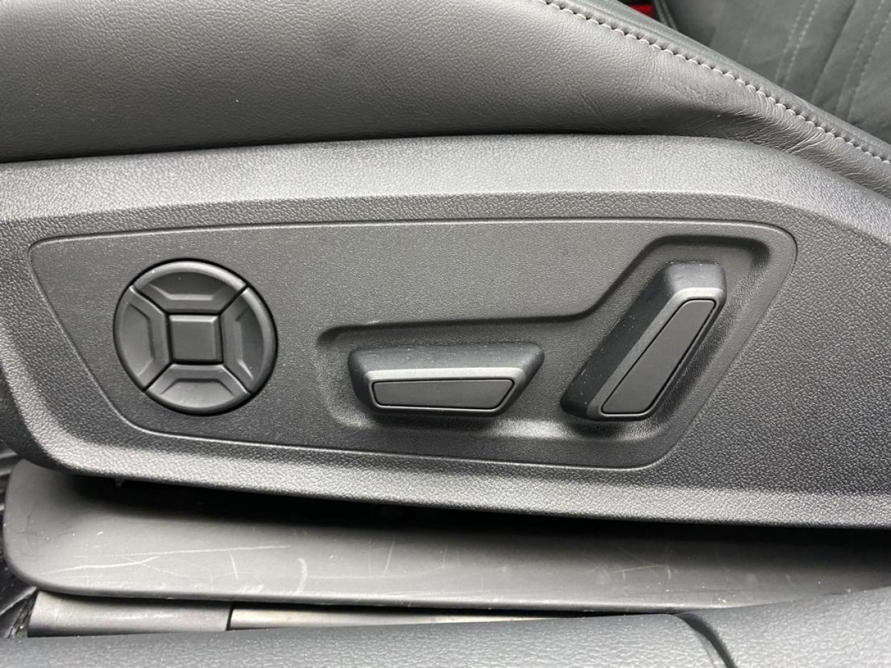 Audi A7L 45 TFSI 2023