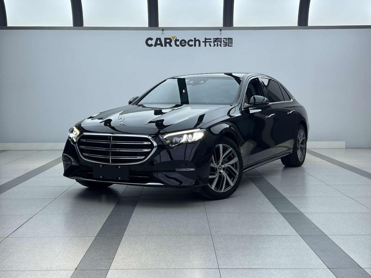Mercedes-Benz E 300 L 2025