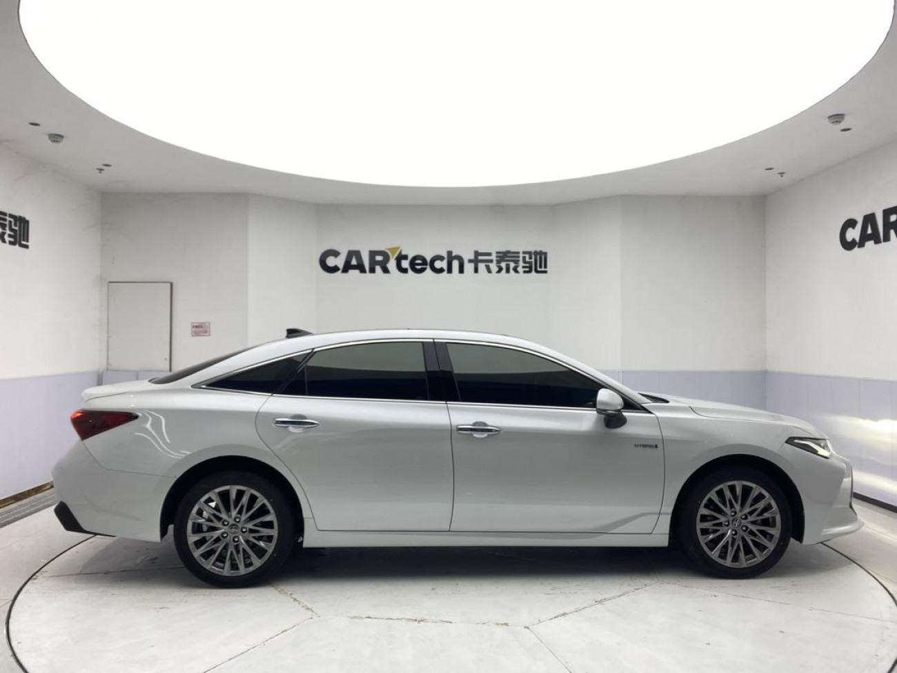 Toyota Avalon 2024