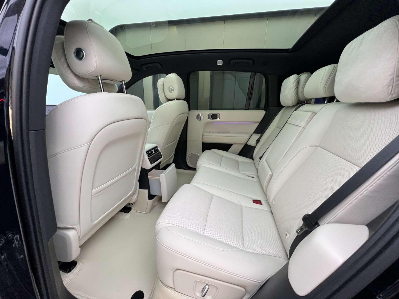 Li Auto L6 2025