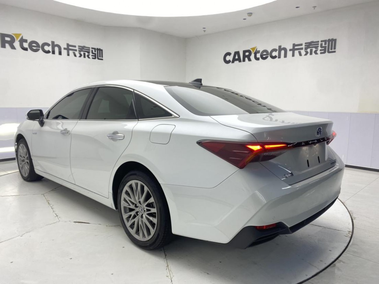 Toyota Avalon 2024