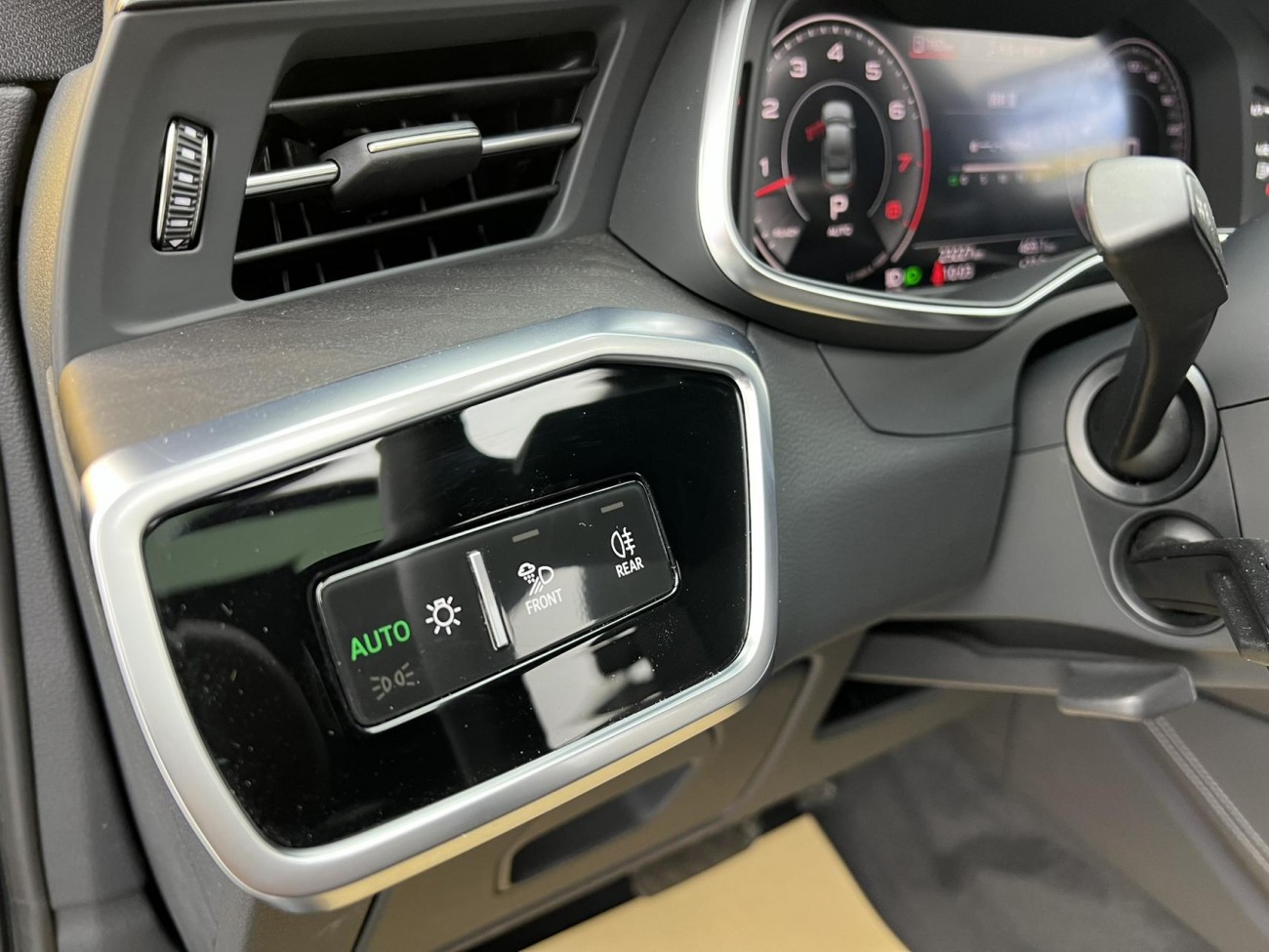 Audi A6L 55 TFSI 2023