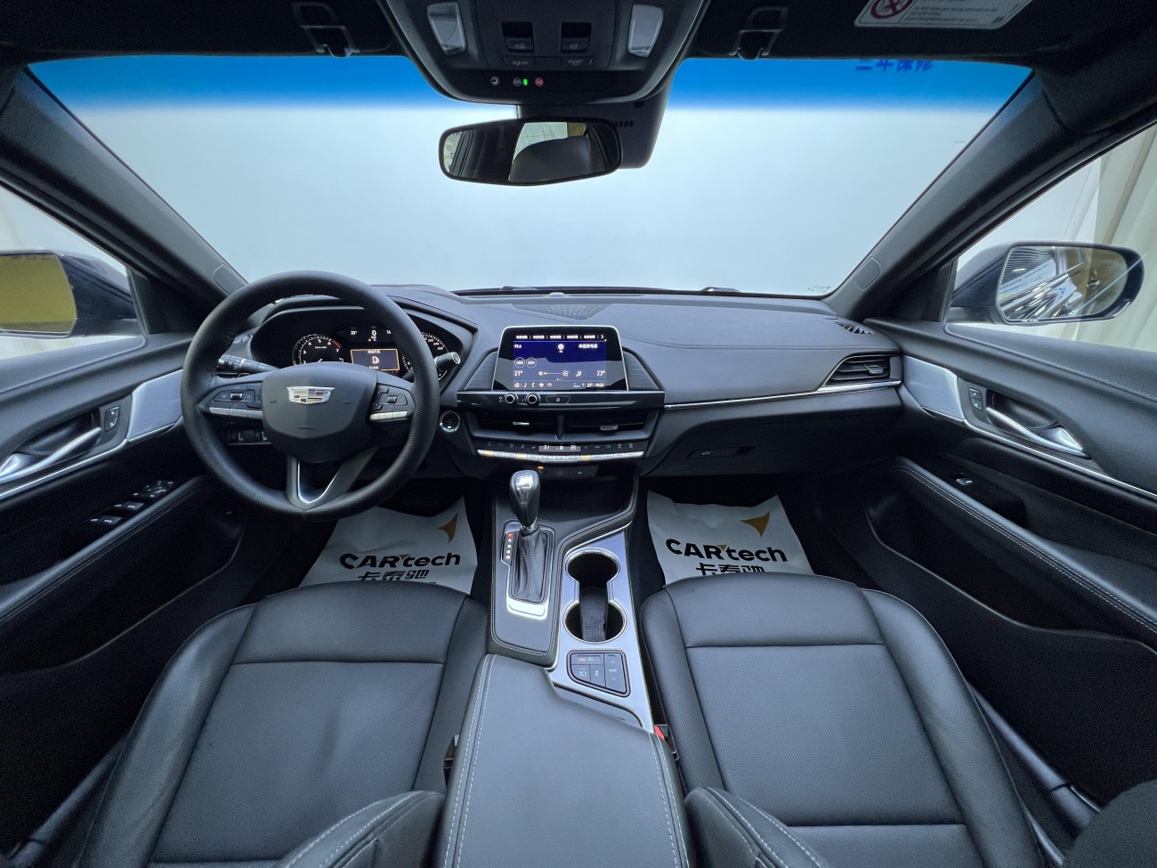 Cadillac CT4 2024