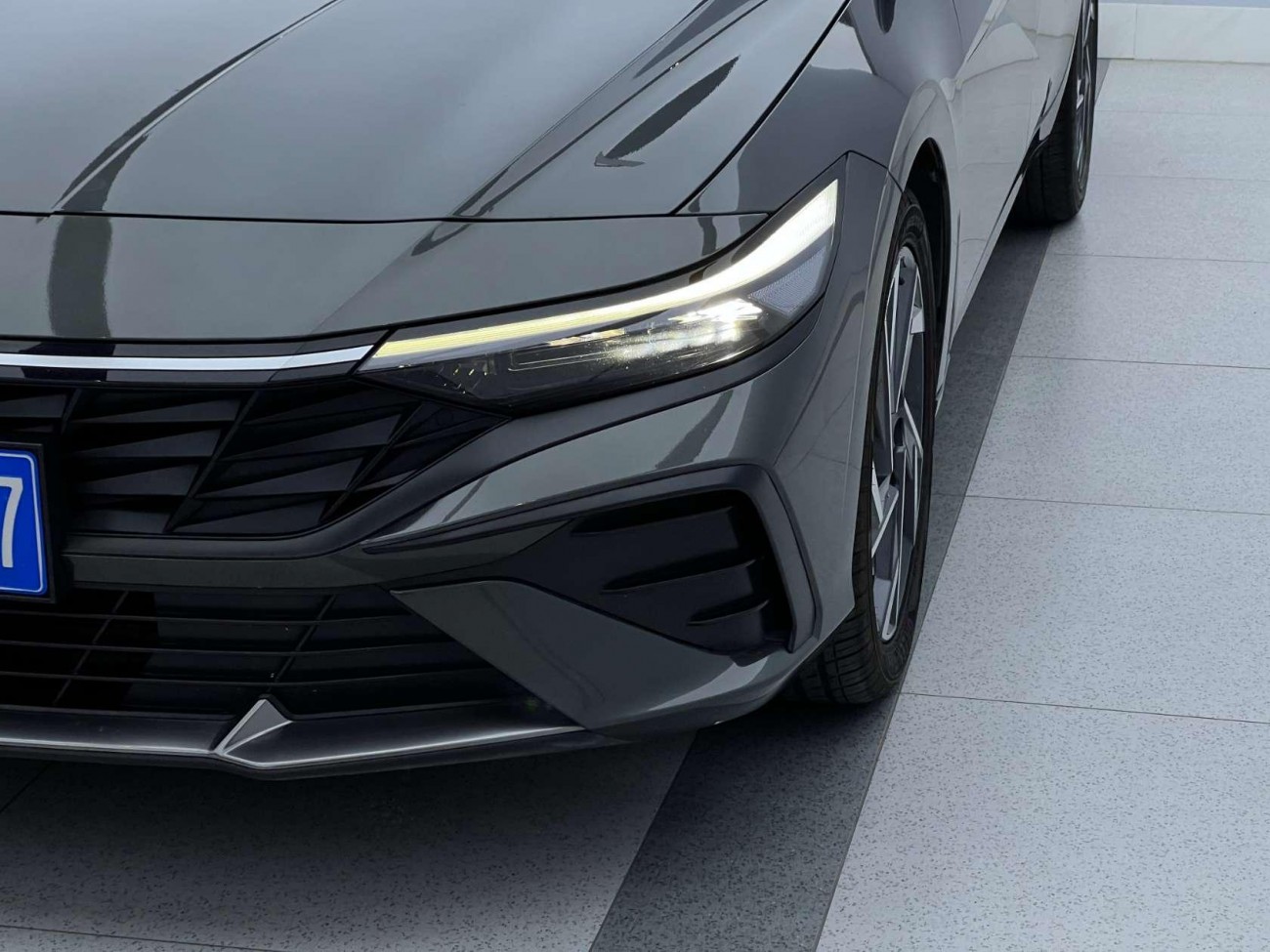 Hyundai Elantra 2024
