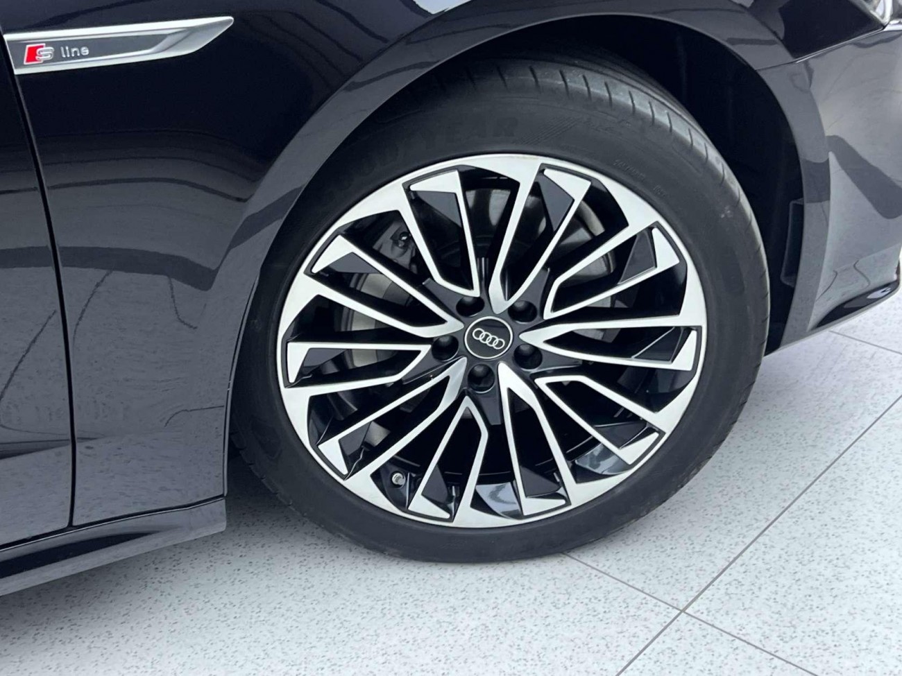 Audi A7L 45 TFSI 2024