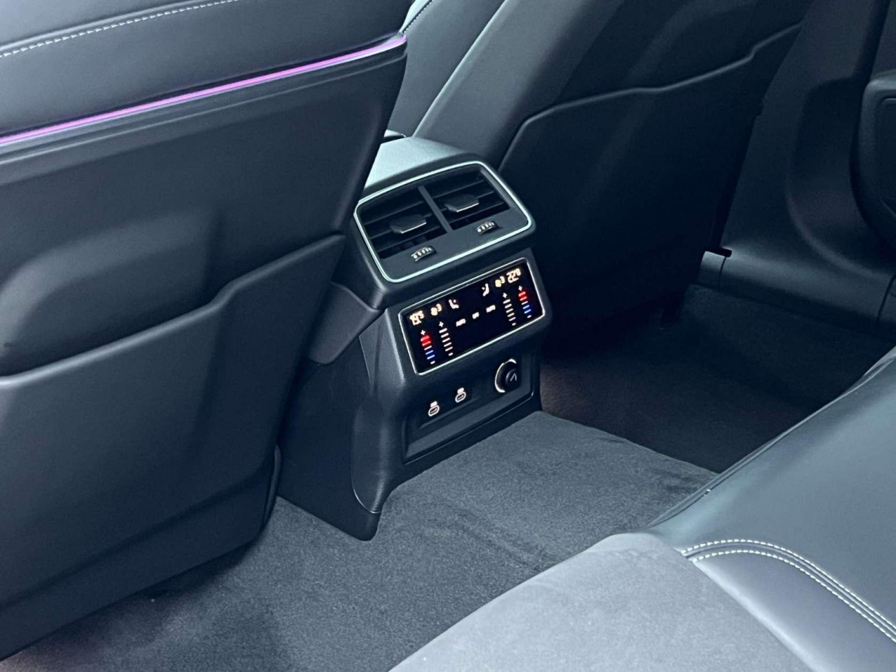 Audi A7L 45 TFSI 2024
