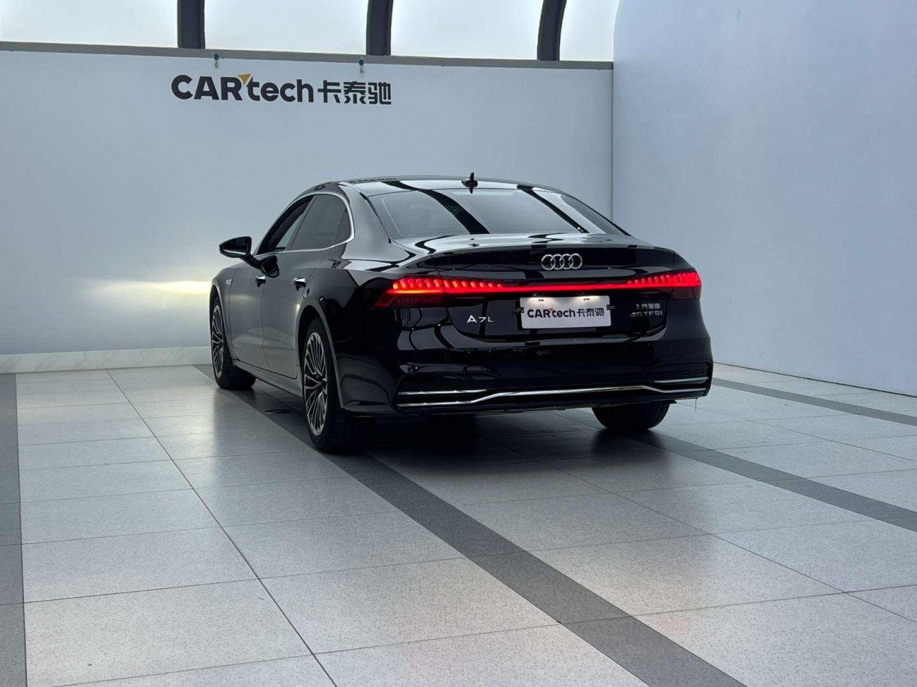 Audi A7L 45 TFSI 2024