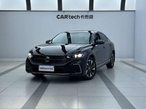 Volkswagen Passat 2023