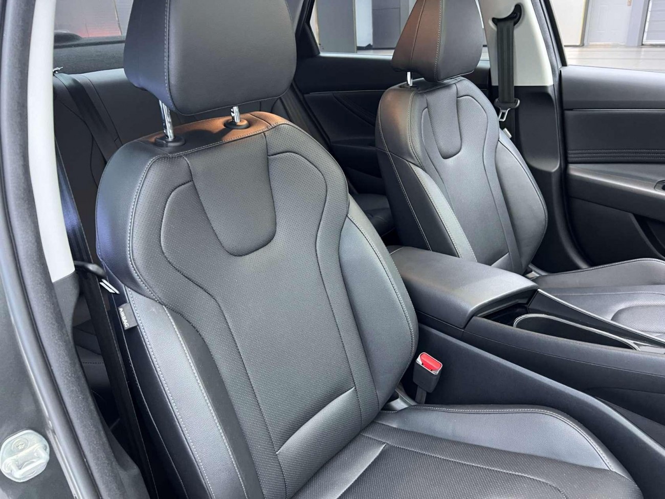 Hyundai Elantra 2024
