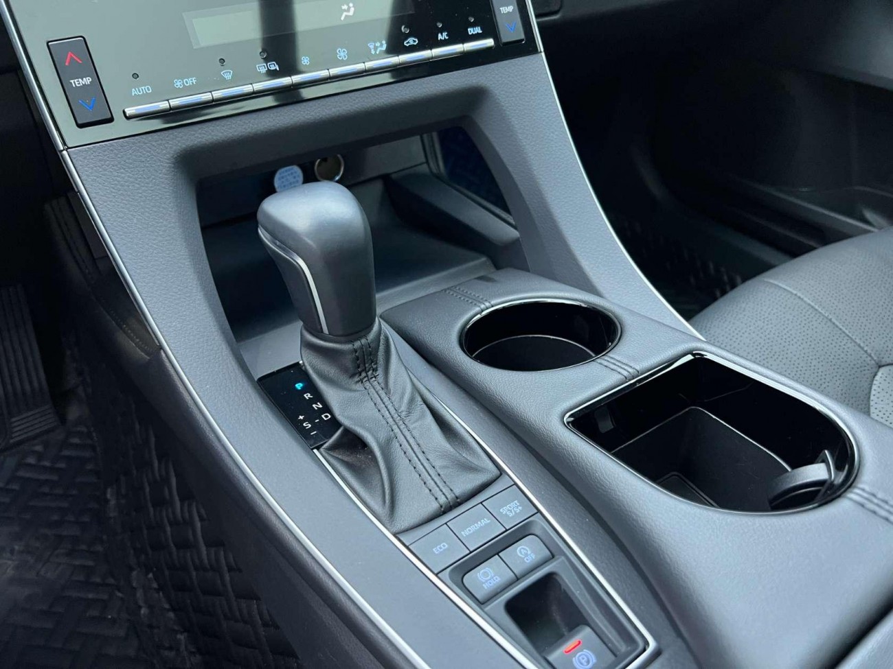 Toyota Avalon 2022