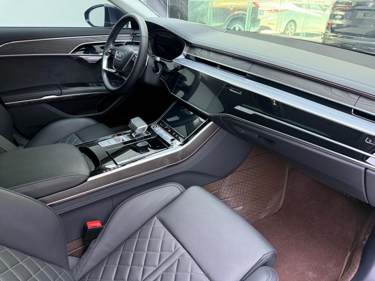 Audi A8L 50 TFSI 2022