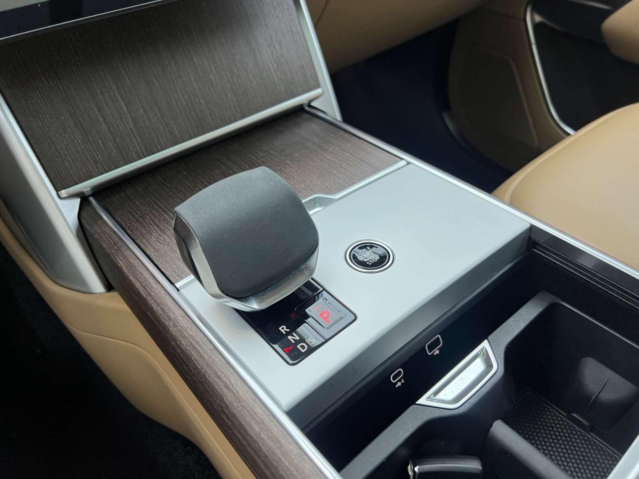 Land Rover Range Rover 2024