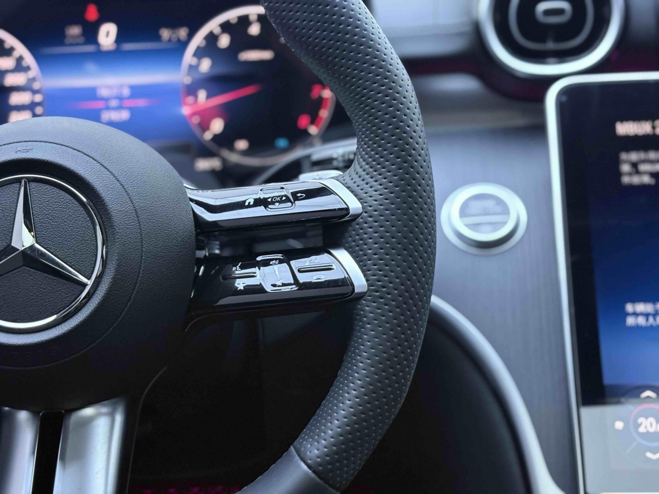 Mercedes-Benz C 200 L 2023