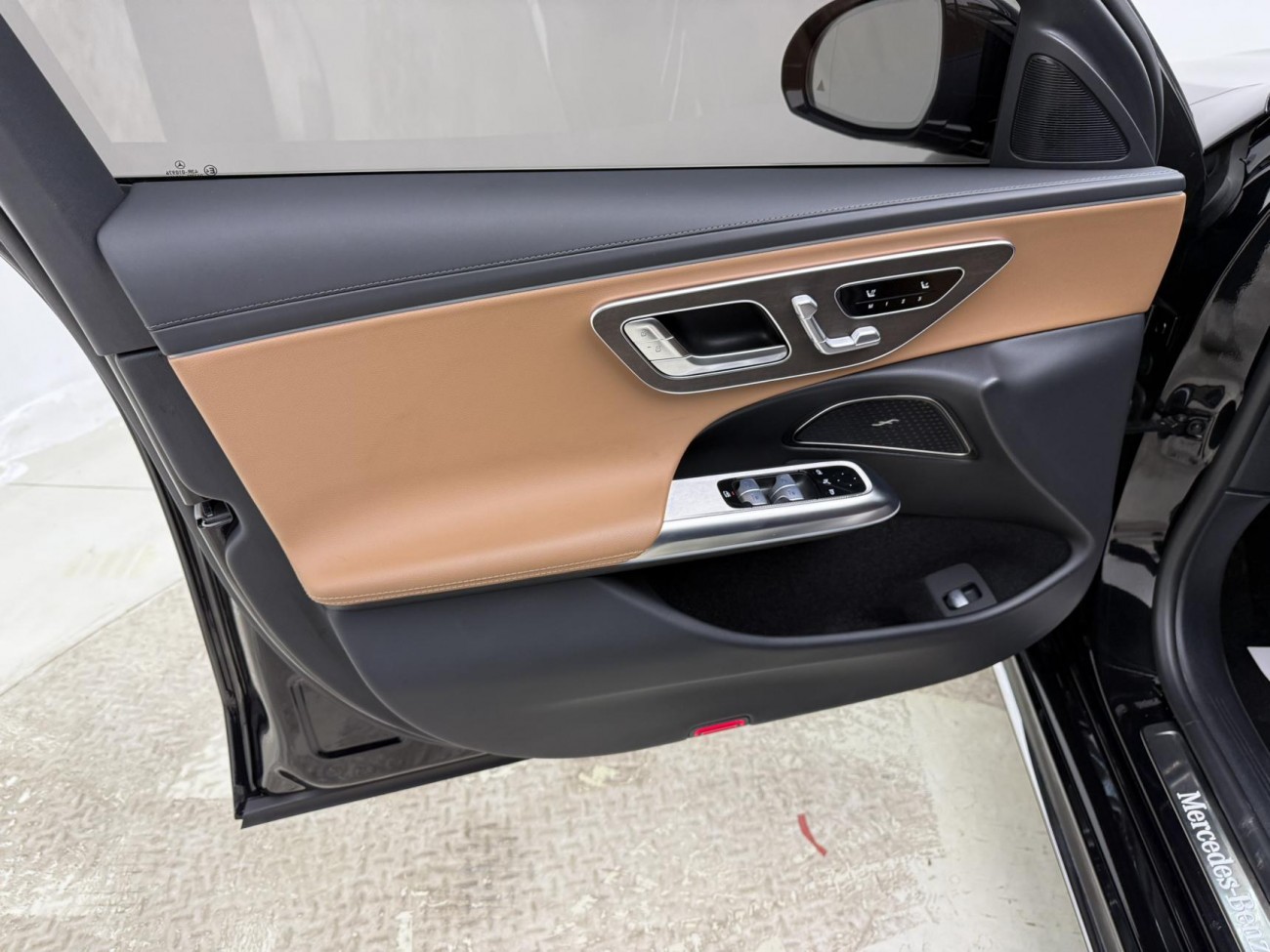 Mercedes-Benz E 300 L 2024
