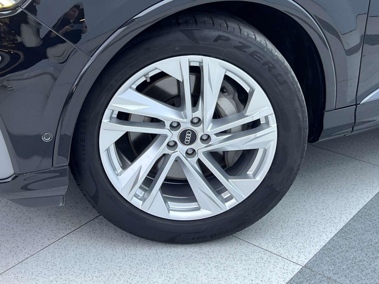 Audi Q7 45 TFSI 2023