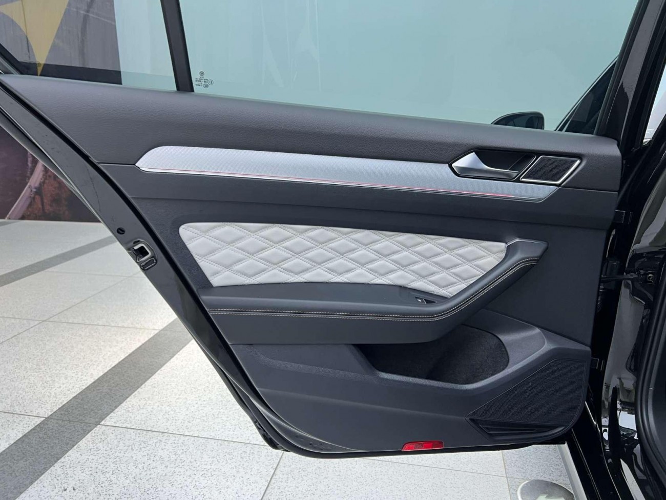 Volkswagen Magotan 2025