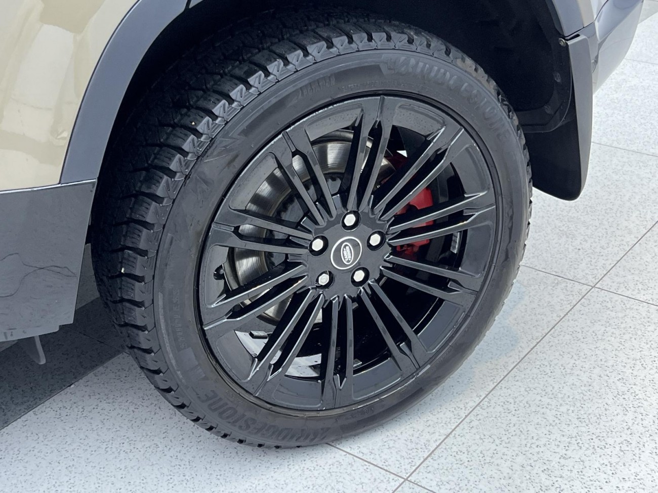Land Rover Defender 2020