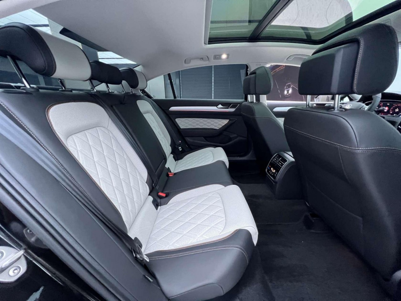 Volkswagen Magotan 2025