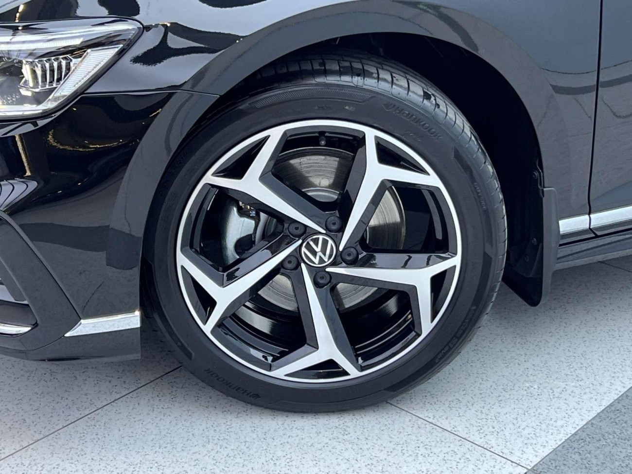 Volkswagen Magotan 2025