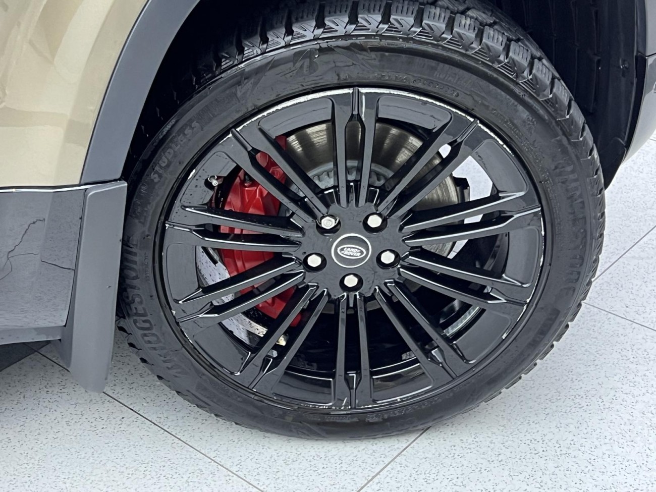 Land Rover Defender 2020