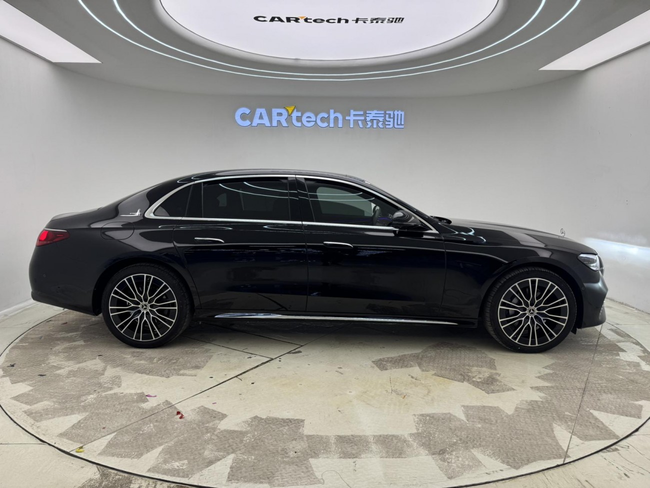 Mercedes-Benz E 300 L 2025