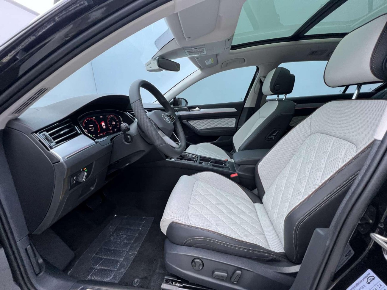 Volkswagen Magotan 2025