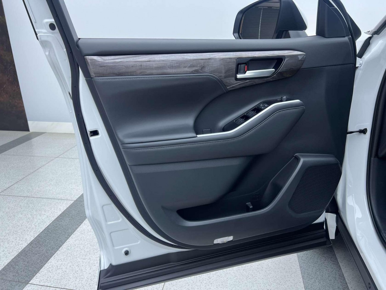 Toyota Crown 2024