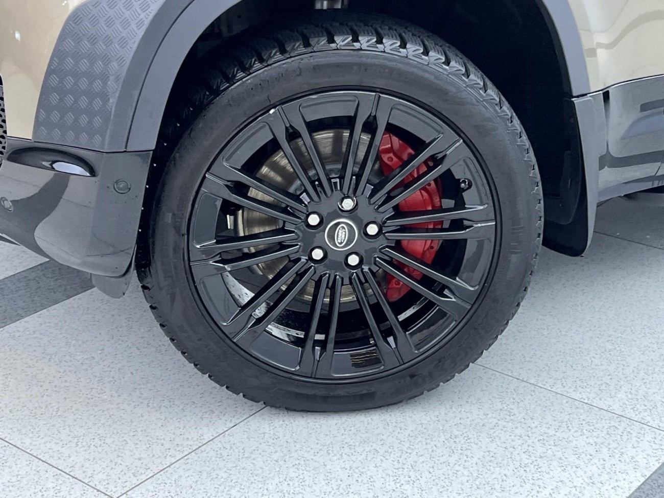 Land Rover Defender 2020