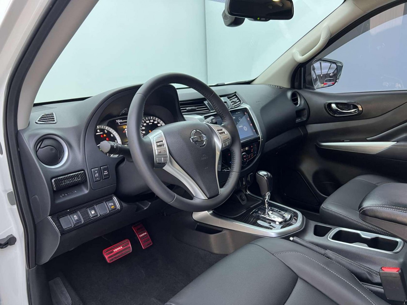 Nissan Terra 2020