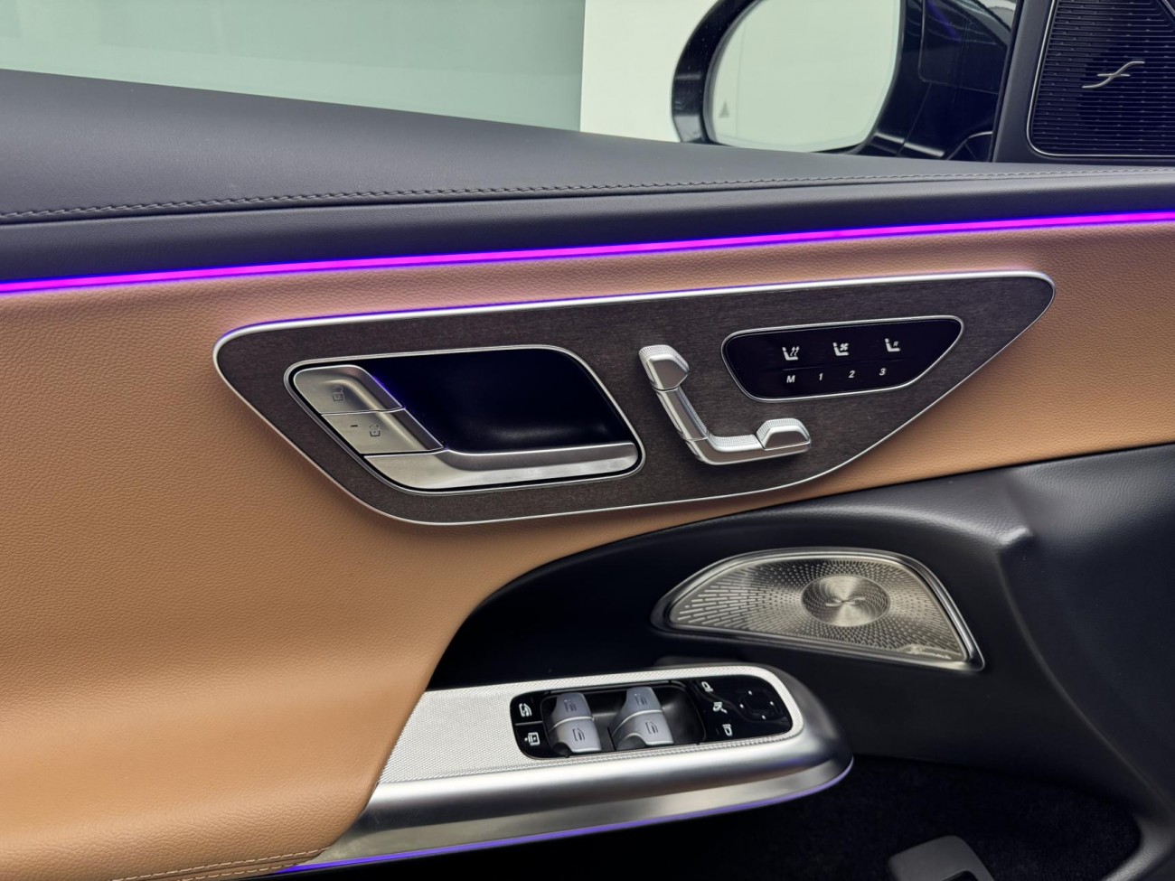 Mercedes-Benz E 300 L 2025