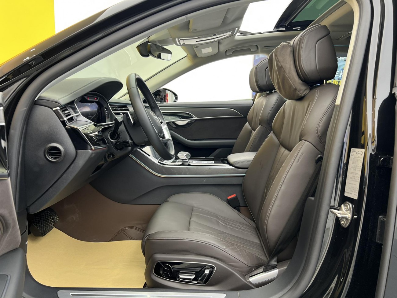 Audi A8L 45 TFSI 2024