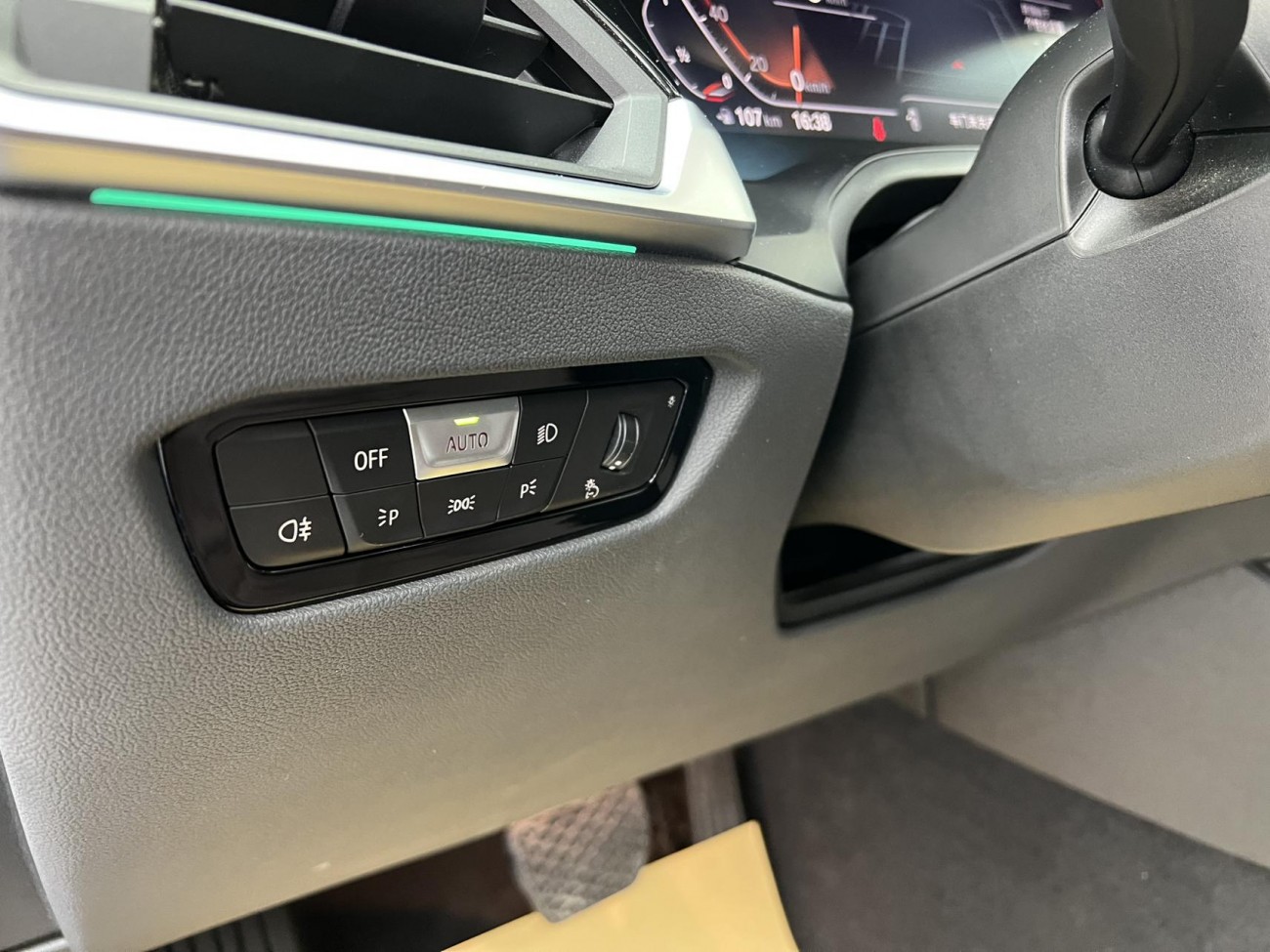 BMW 325i 2020